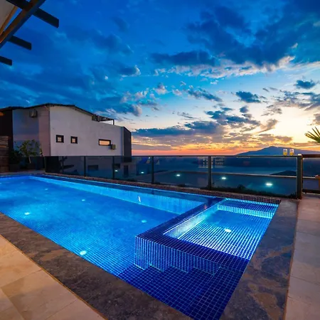 Everest Koerdere Villa Kaş