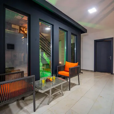 Villa Everest Koerdere *