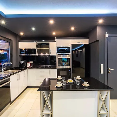 Everest Koerdere Villa Kaş